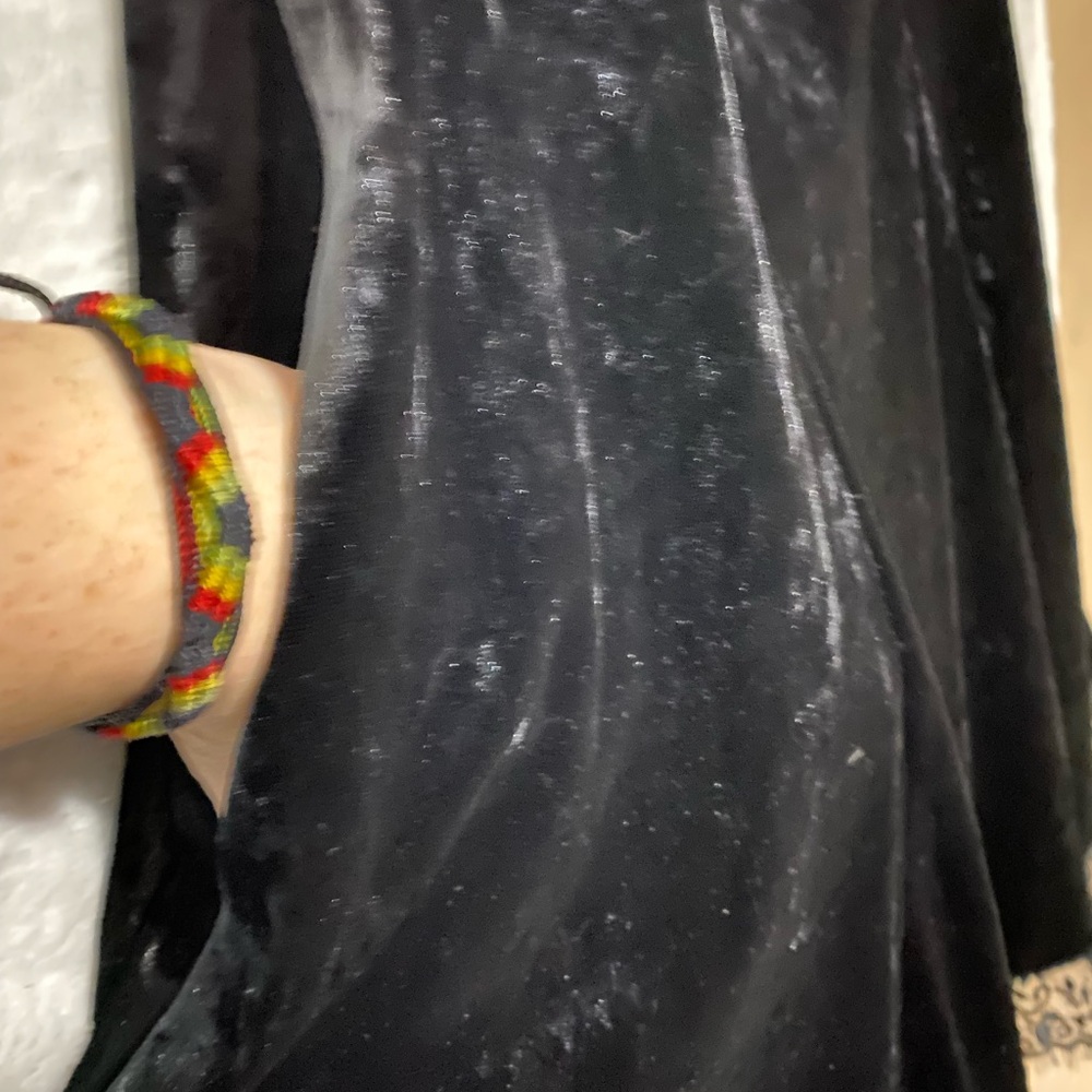 Hot Topic Black Velvet Dress with Coffin Pendant - Picture 6 of 6